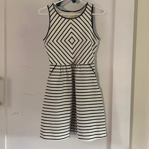 Maeve Dresses & Skirts - Mini Black and White Anthropologie Dress
